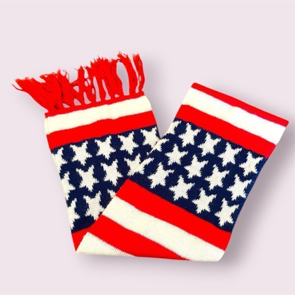 VINTAGE 1970s Bicentennial Americana USA Knit Stars & Stripes Fringe Flag Scarf